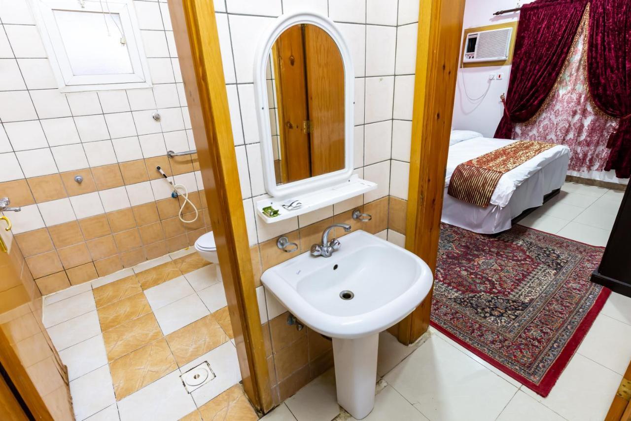 العييري للوحدات السكنية المفروشة الباحة 2 Al Baha Екстериор снимка